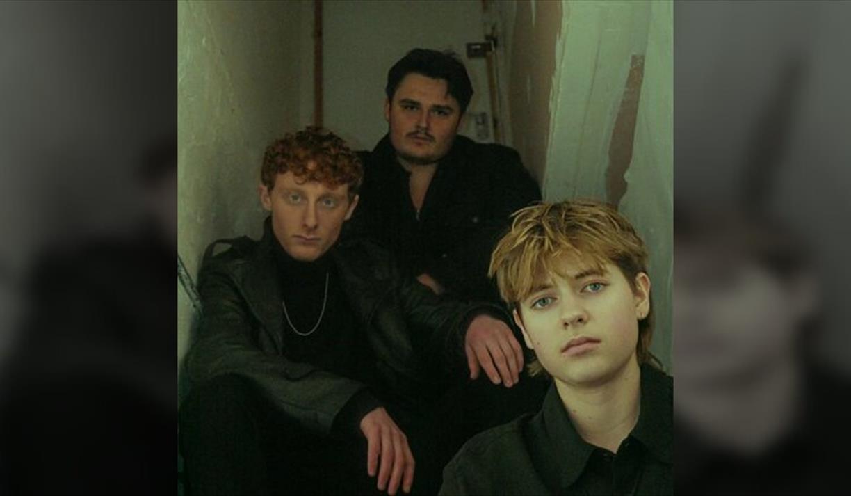 5 Degrees North X Spinnaker X Donkee