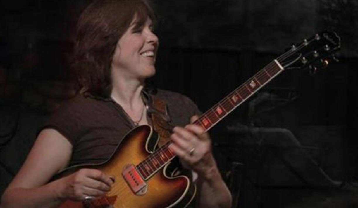 Deirdre Cartwright with the Neal Richardson Trio