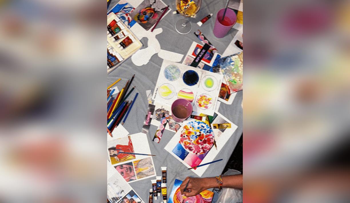 Paint & Social