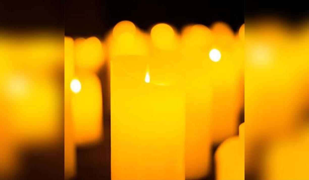 Candlelight: Tribute to Ariana Grande