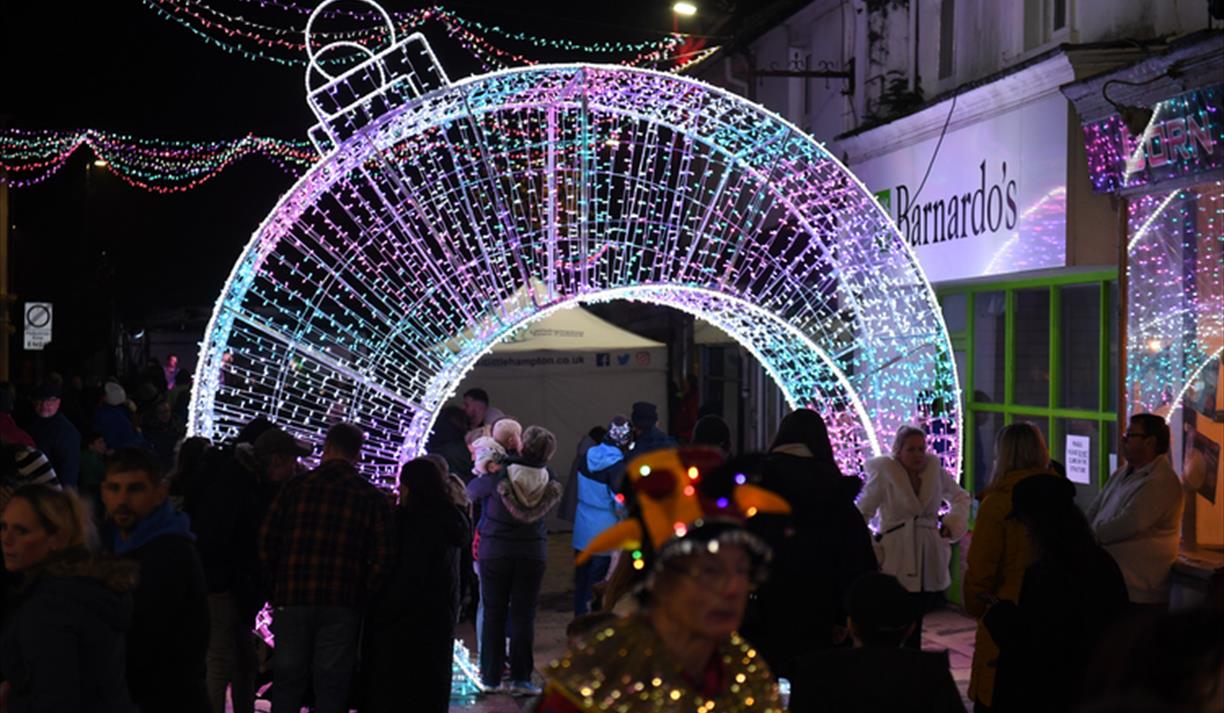 Littlehampton Christmas Lights Switch On & Late Night Shopping