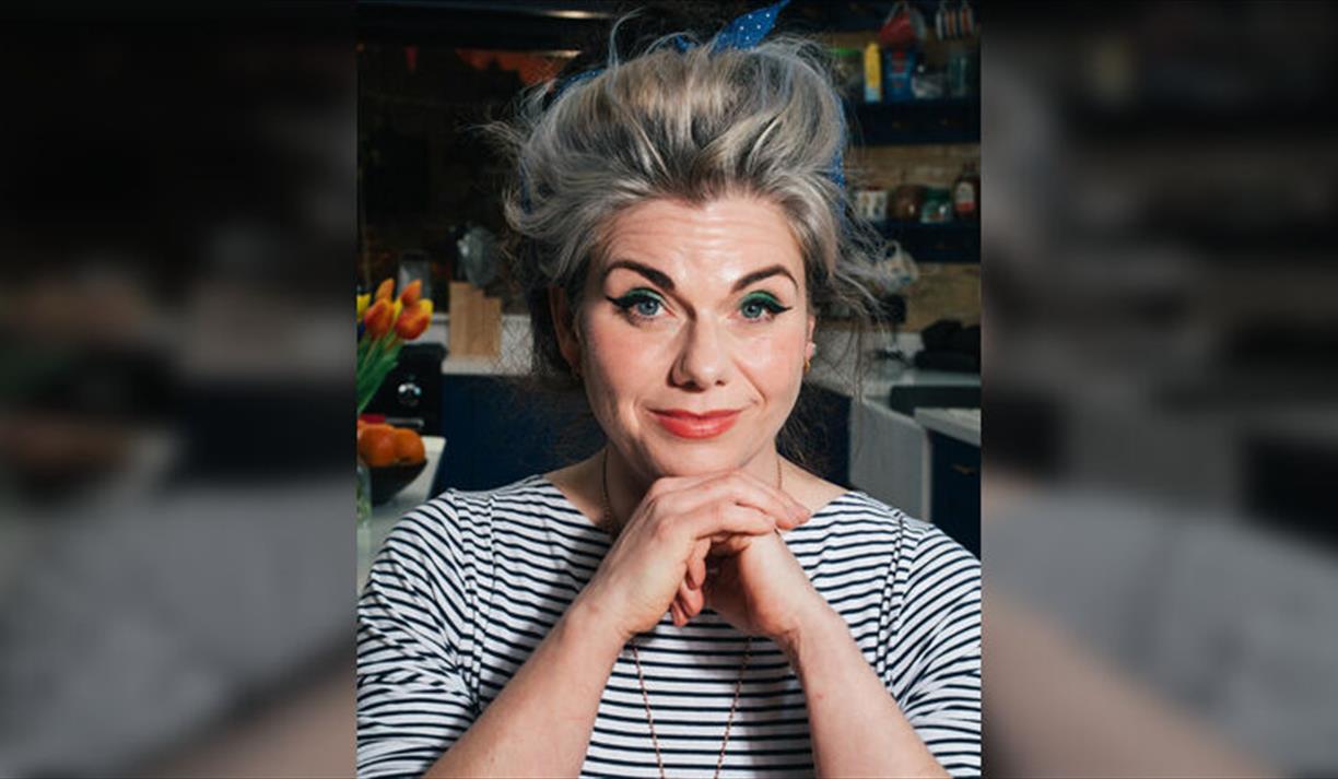 Caitlin Moran - How To Be Hopeful