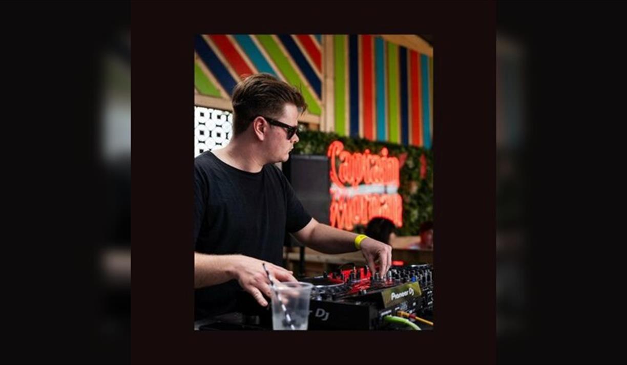 DJ Franci Mac Roof Terrace Set!