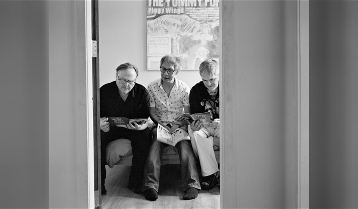 The Yummy Fur + Special Guests