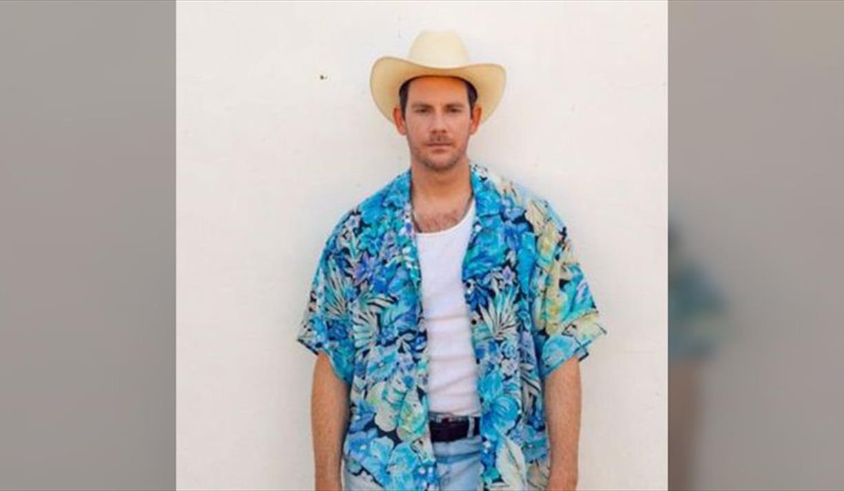 Sam Outlaw