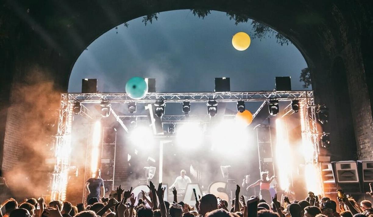 R&B Mania Festival