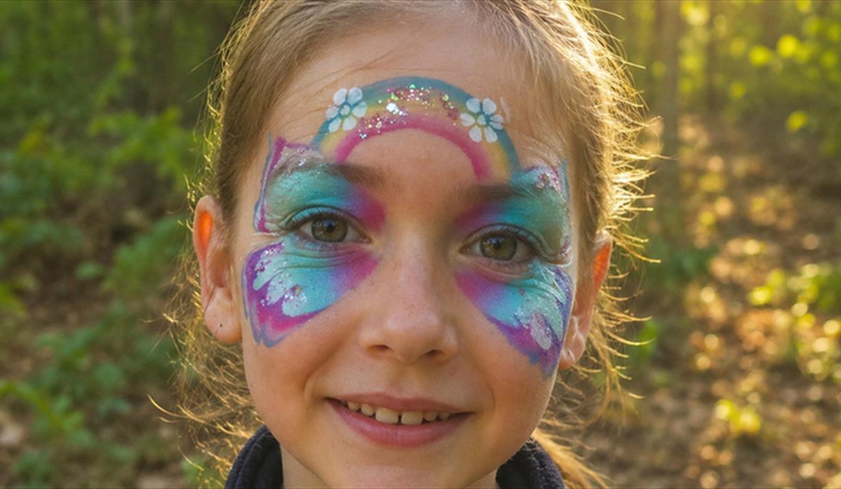 Face Painting , 19 & 22