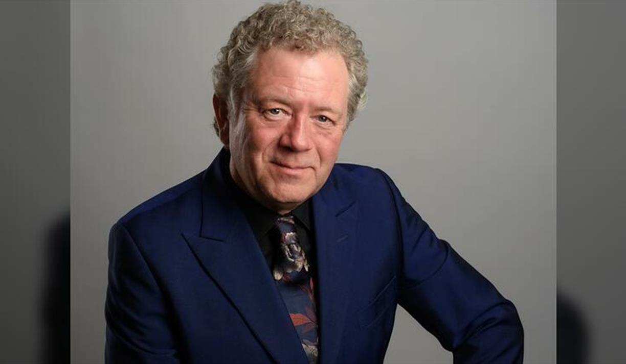 Jon Culshaw: Me, Myself & Others