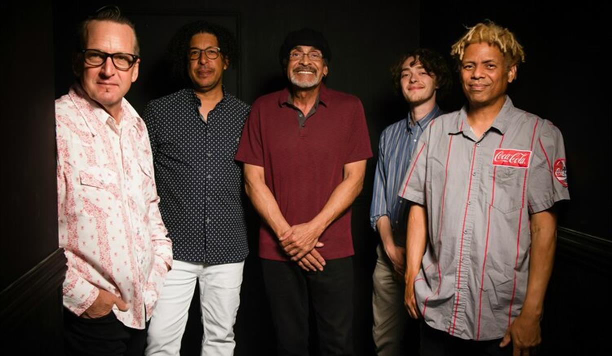 Love featuring Johnny Echols