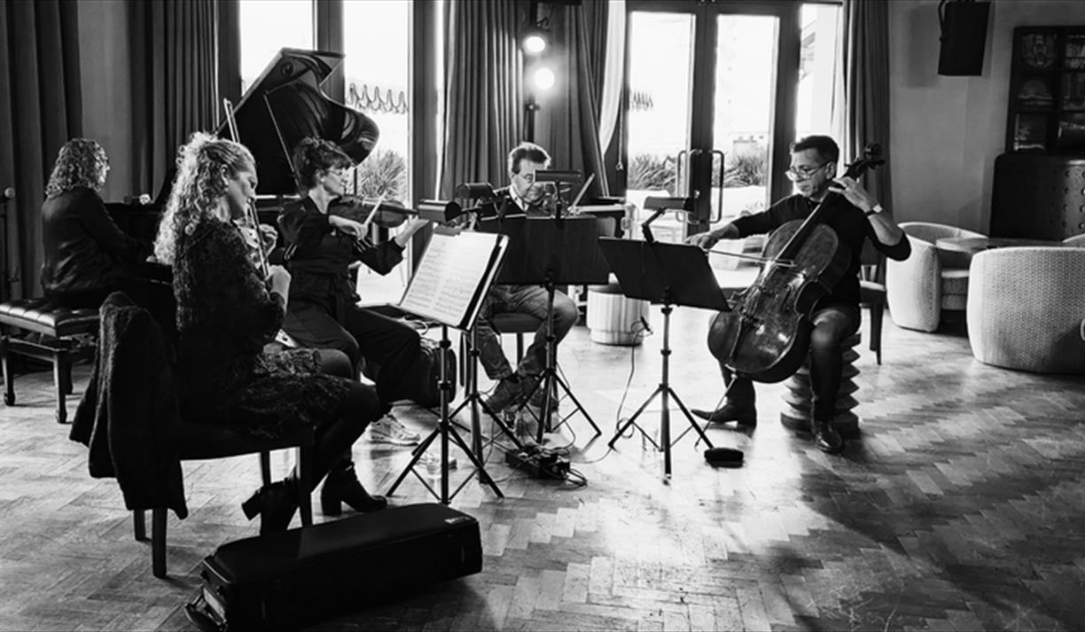 Brighton Philharmonic Orchestra at Brighton College: Strings