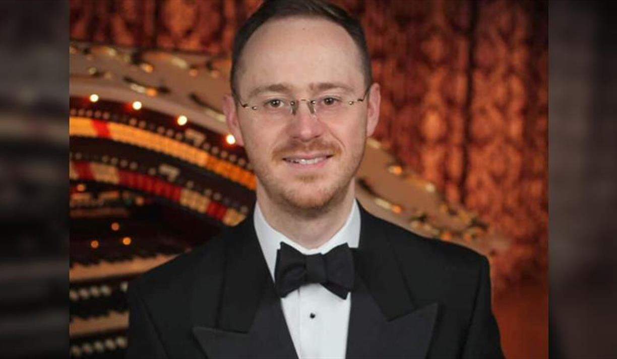 Wurlitzer Organ Concert: Richard Hills