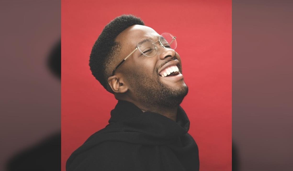 Tadiwa Mahlunge Headlines at The Secret Comedy Club!