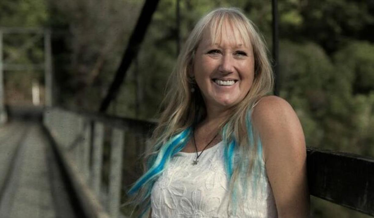 An Evening With Vikki Clayton