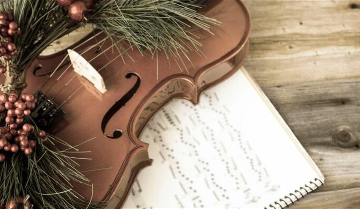 Vivaldi Four Seasons by Candlelight - Piccadilly Sinfonietta
