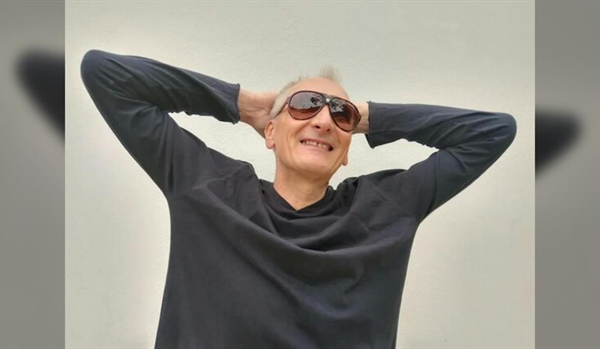 Bora Bora Music - Gee More