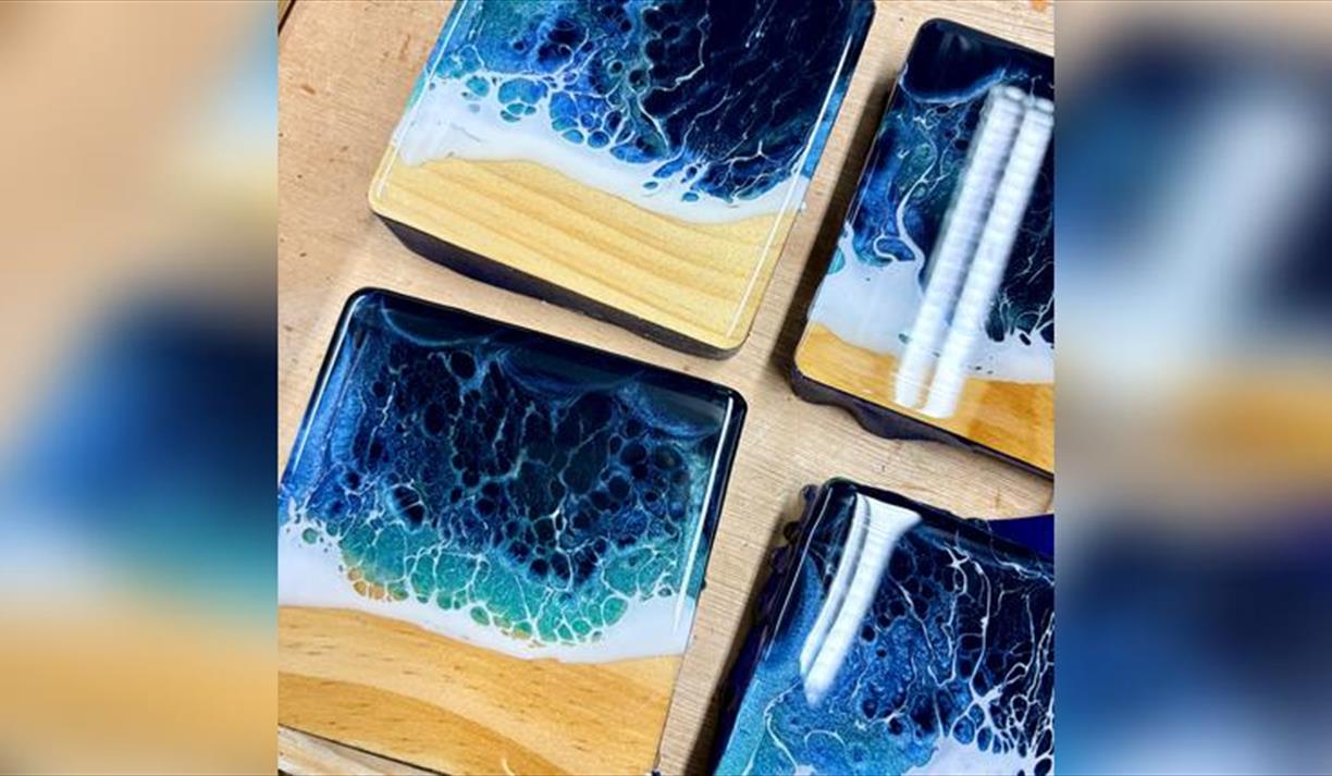 Beginner Resin Coaster Experience
