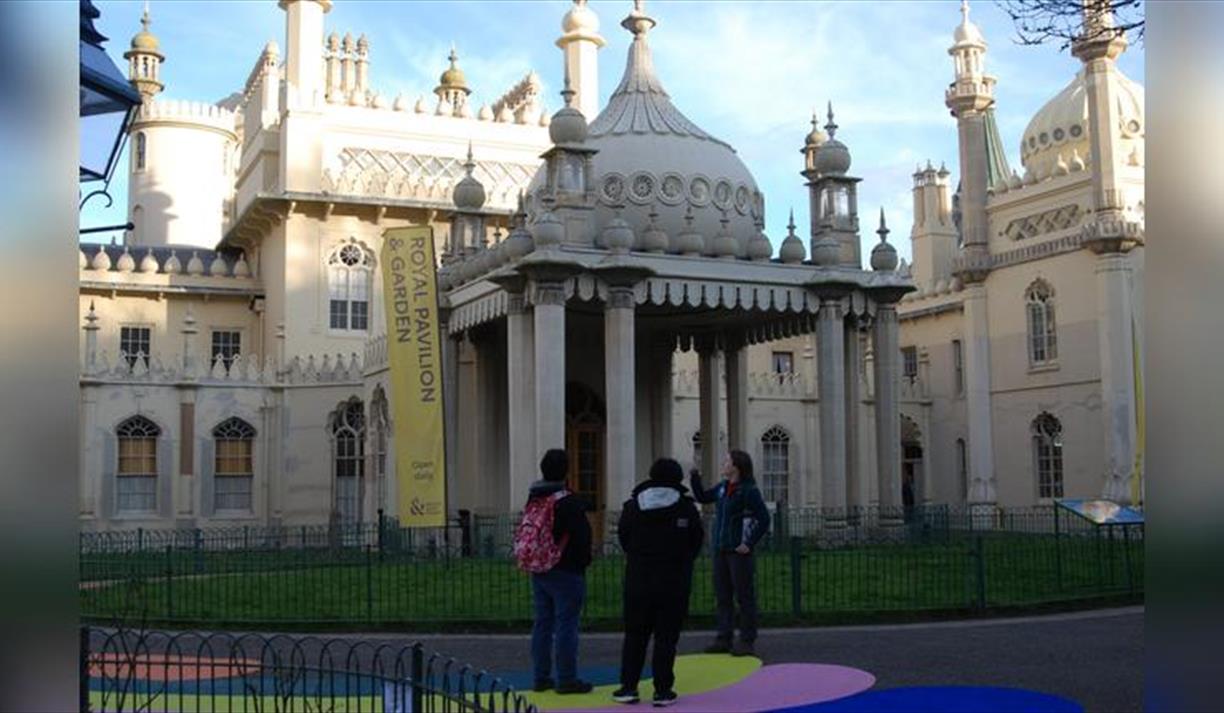 Secrets of Brighton Free Walking Tour