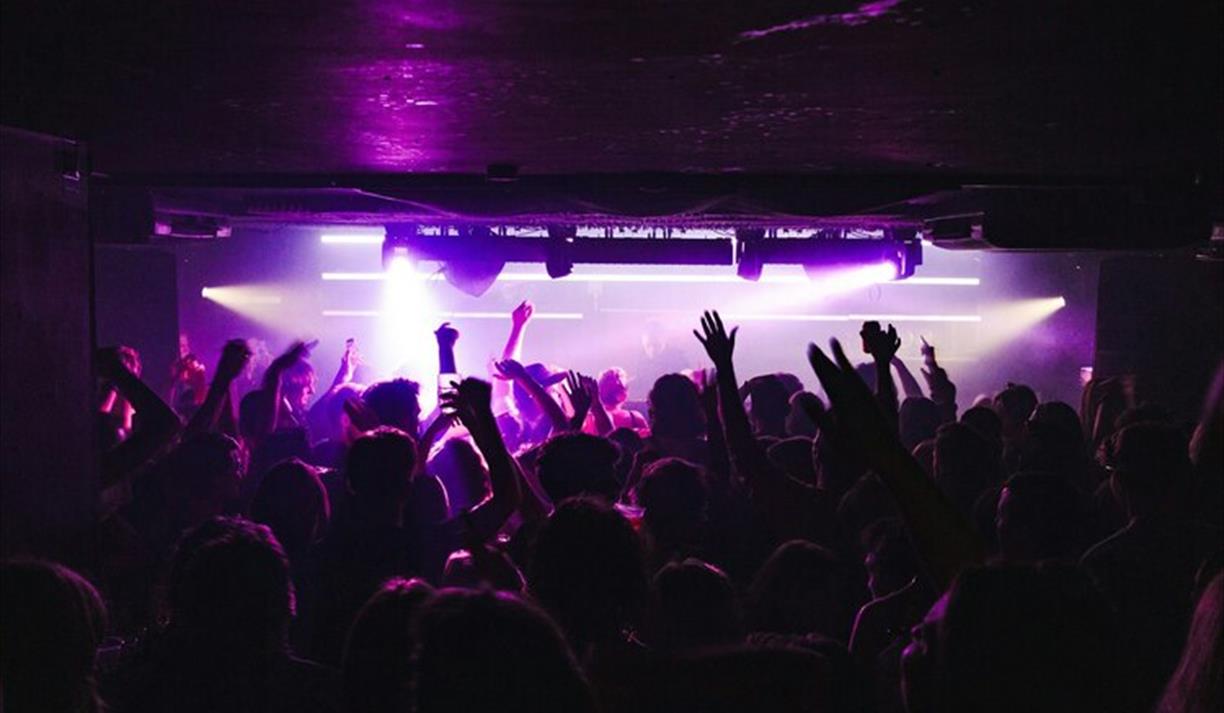 Free Entry - Free Range Sounds Xmas UKG Rave