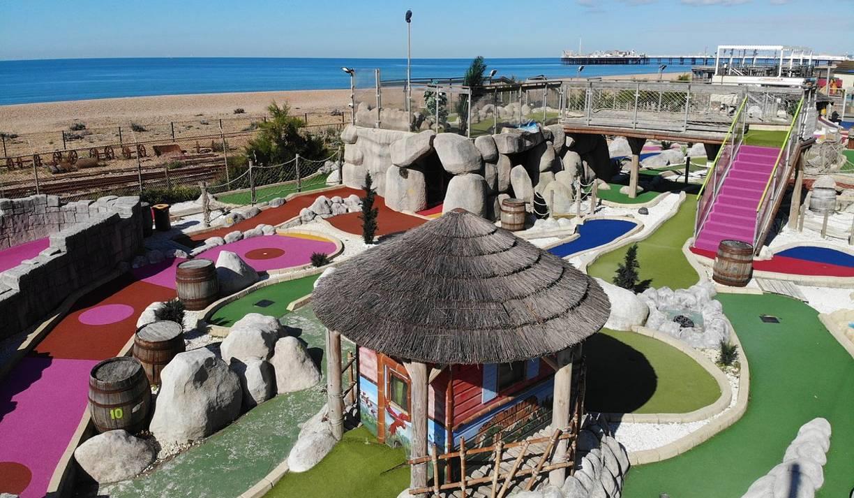 Jungle Rumble golf - view of course