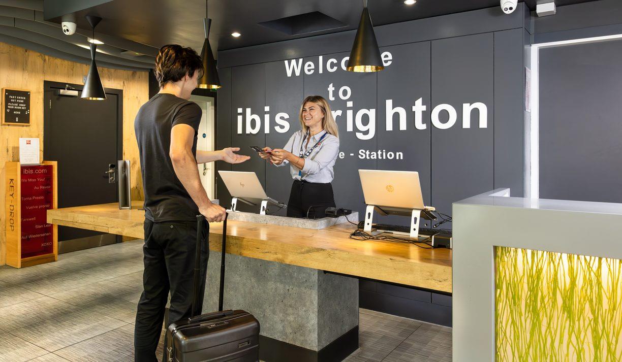 ibis Brighton City Centre Hotel Reception
