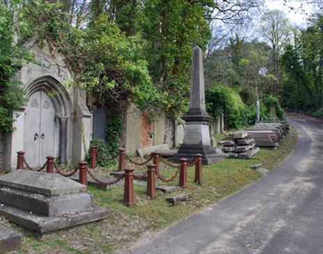 Brighton Extra Mural Cemetery - The Victorian Cult Of Death Walking Tour