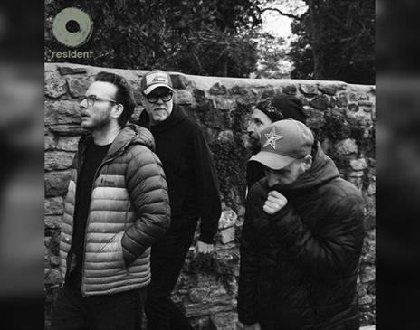 Turin Brakes: Stripped-back Set + Signing