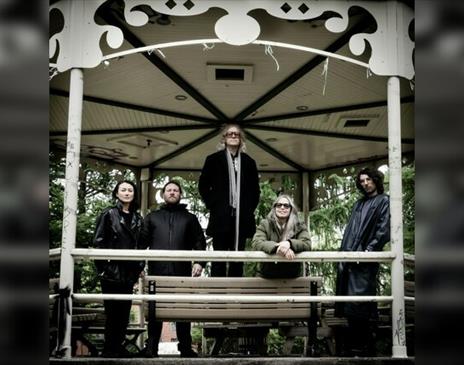 The Besnard Lakes