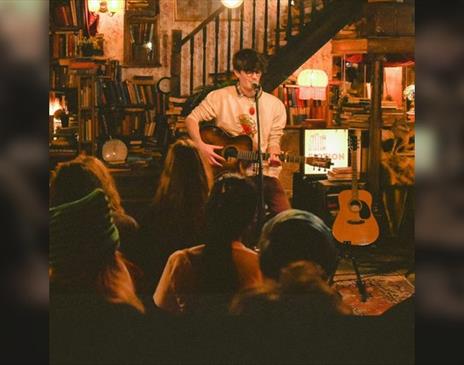 Charlie Bennett Live In Brighton