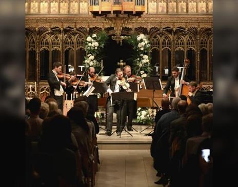 Vivaldi's Four Seasons & Lark Ascending by Candlelight