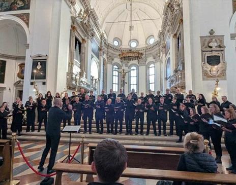 Lighten Our Darkness - London Oriana Choir