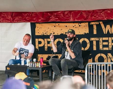 Promoters, 1 Pod