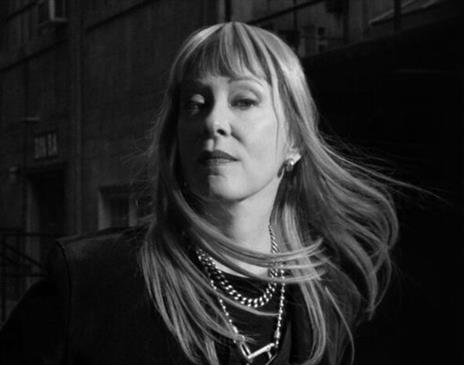 Suzanne Vega: Flying With Angels