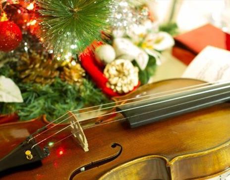 Vivaldi Four Seasons by Candlelight - Piccadilly Sinfonietta