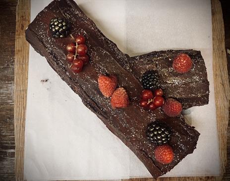 Chocolate and Raspberry Yule Log Workshop