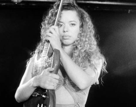 Nilufer Yanya