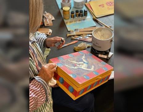 Painted Boxes with Melissa White