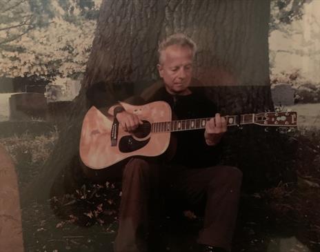 Tarquin Performs the Songs of John Martyn, Nick Drake and More