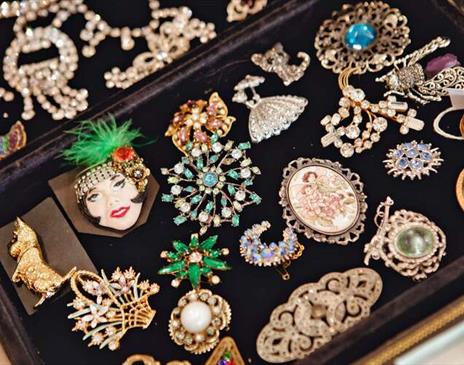 Brighton Racecourse Antiques and Vintage Fair