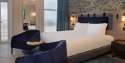 DoubleTree by Hilton Brighton Metropole - bedroom