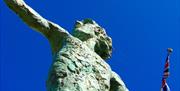 statue