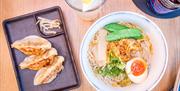 Tonkotsu ramen bar