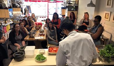 Brighton Cookery School - cooking demo