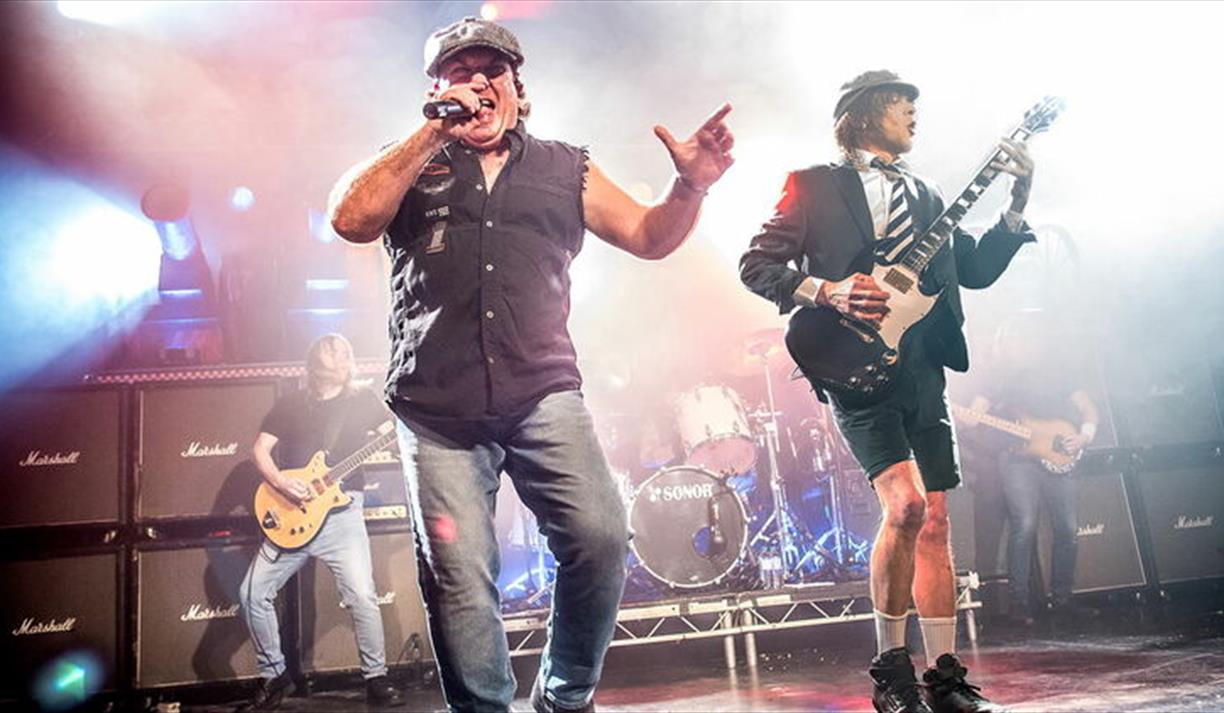 Live/Wire: The AC/DC Show Live/Wire: The AC/DC Show