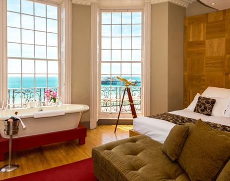 Sea view Double Room with free standing bath