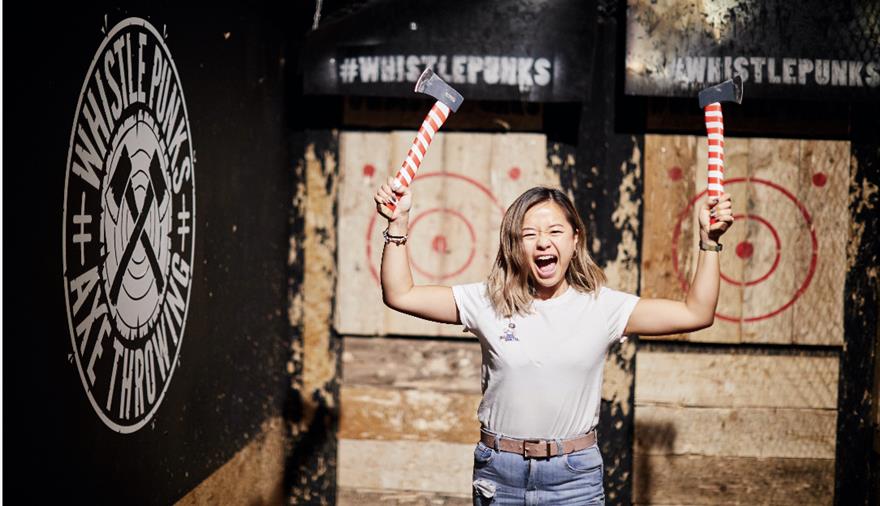 Whistle Punks axe throwing