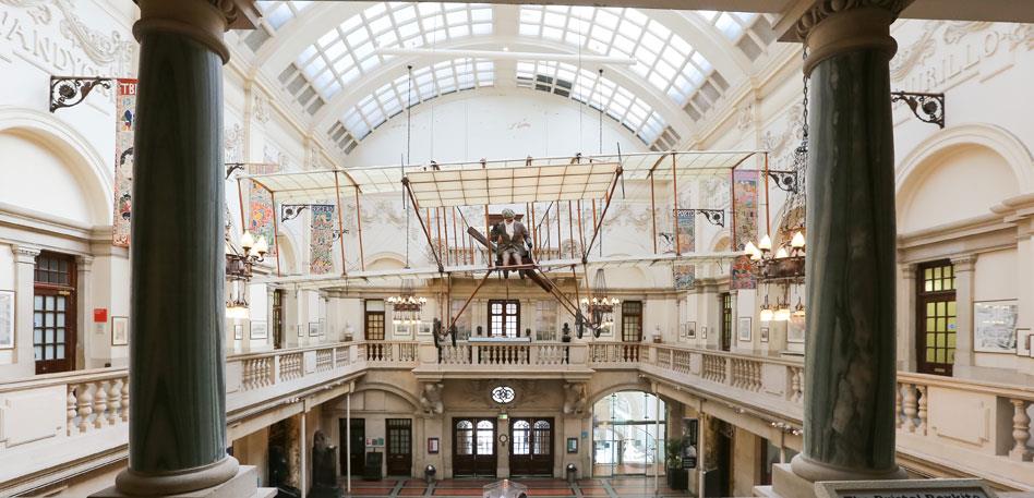 Cultural Attractions in Bristol: Bristol Museum and Art Gallery