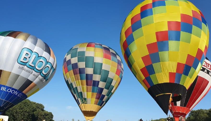 The Great Balloon Race at Bowood House & Gardens
