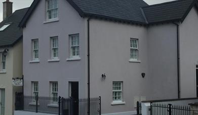 Strandview Beach House - Apt 1E