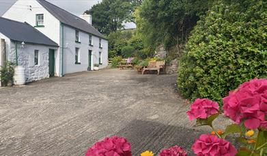 Traditional cottage a little piece of magic
Glens of Antrim
Country garden
Glenaan