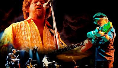 IUmage show pictures of luke Kelly and of tribute performer Chris Kavanagh